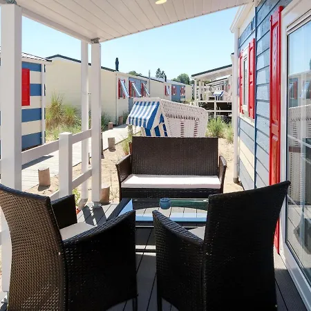 Holiday Strand - Sbz110 *